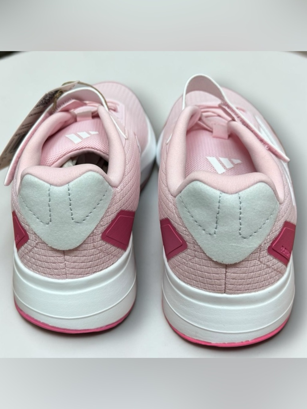 NWT Adidas -size 6 Kids Pink and white Lightweight Hook-and-Loop Sneakers - Picture 3 of 5